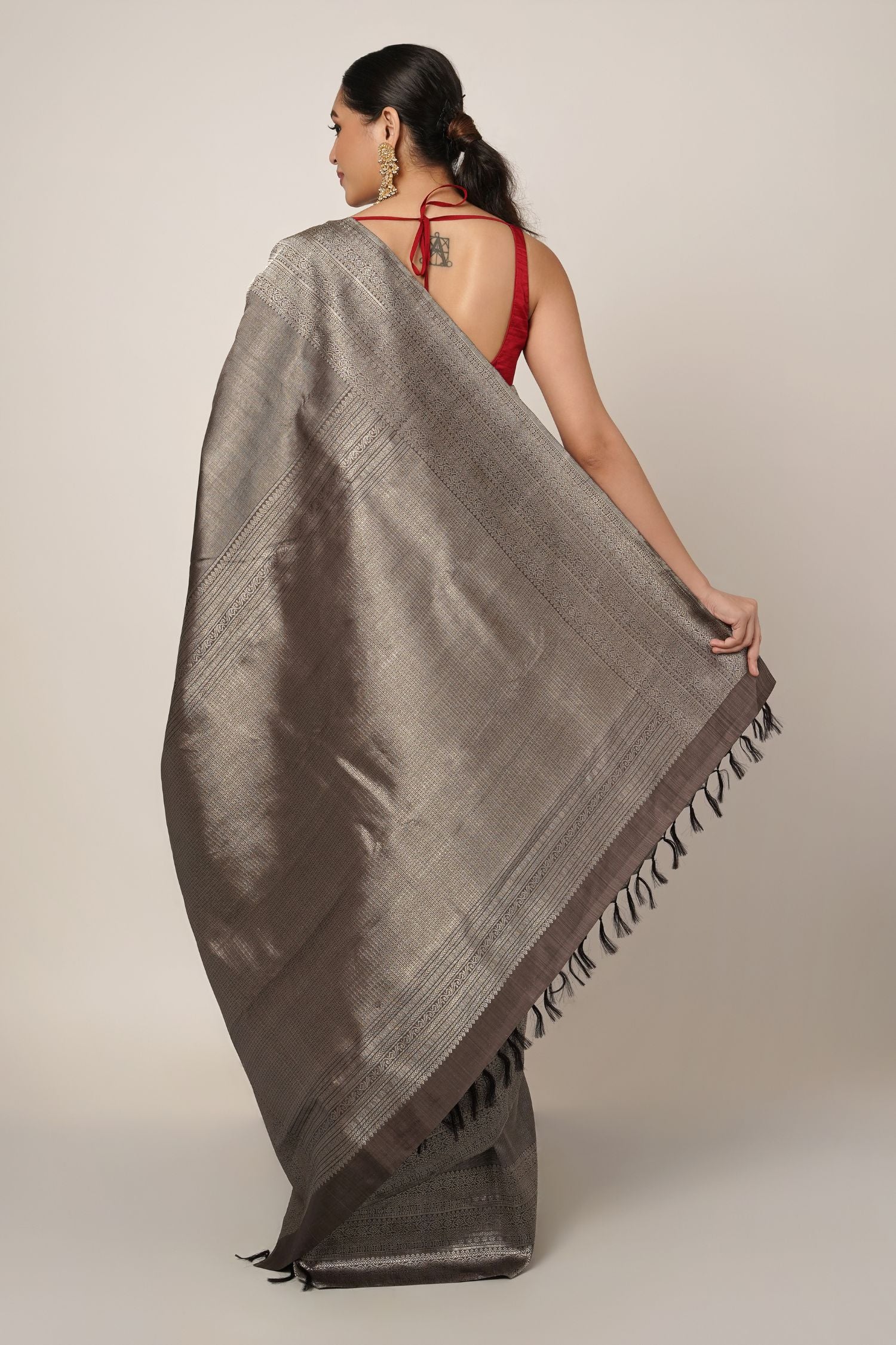 The Dove Kanjiveram Saree