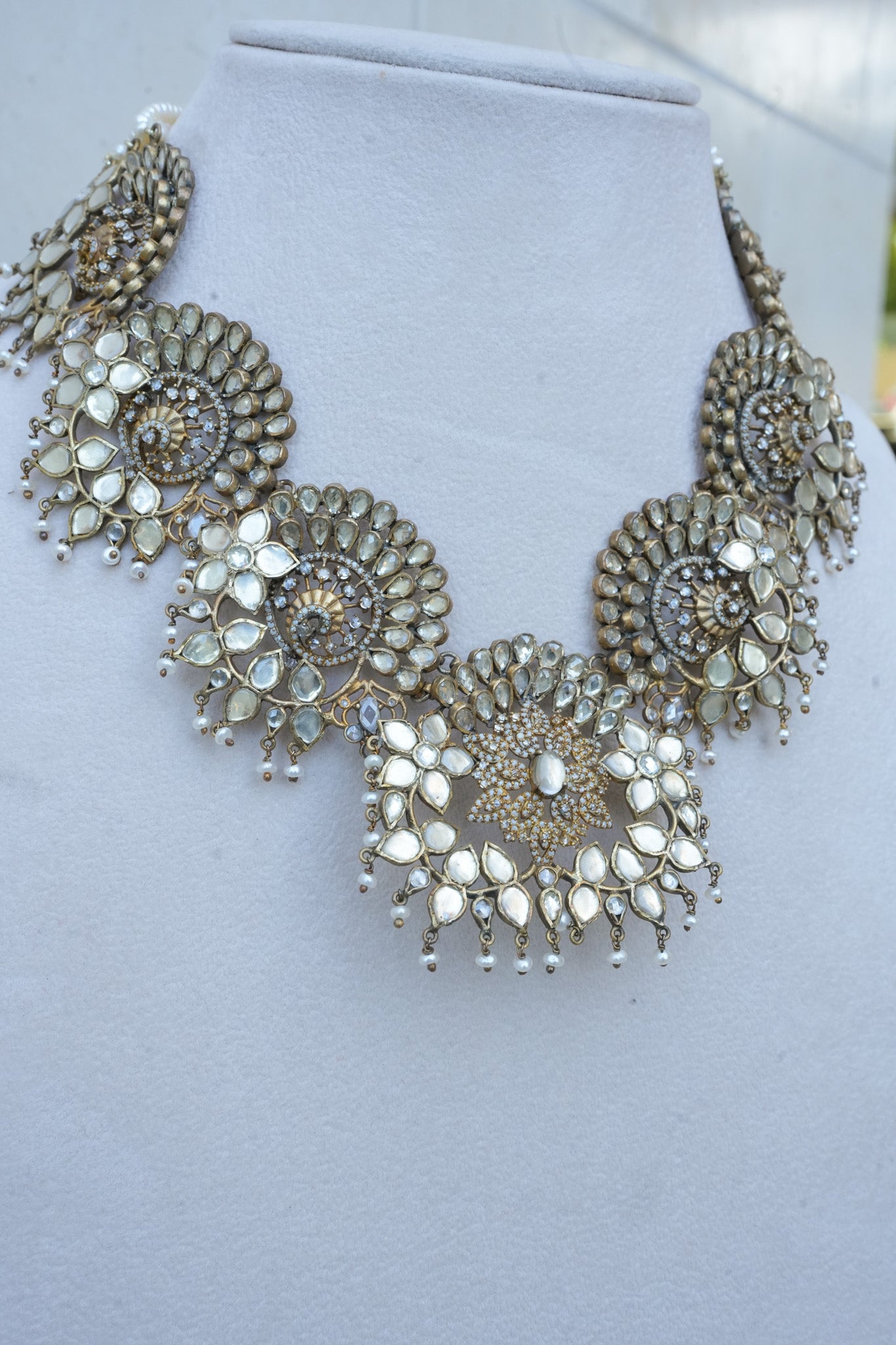 The Nur Necklace