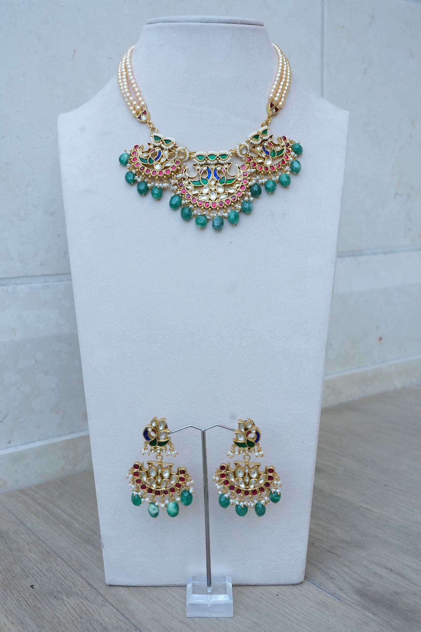 Game of Love Necklace Set