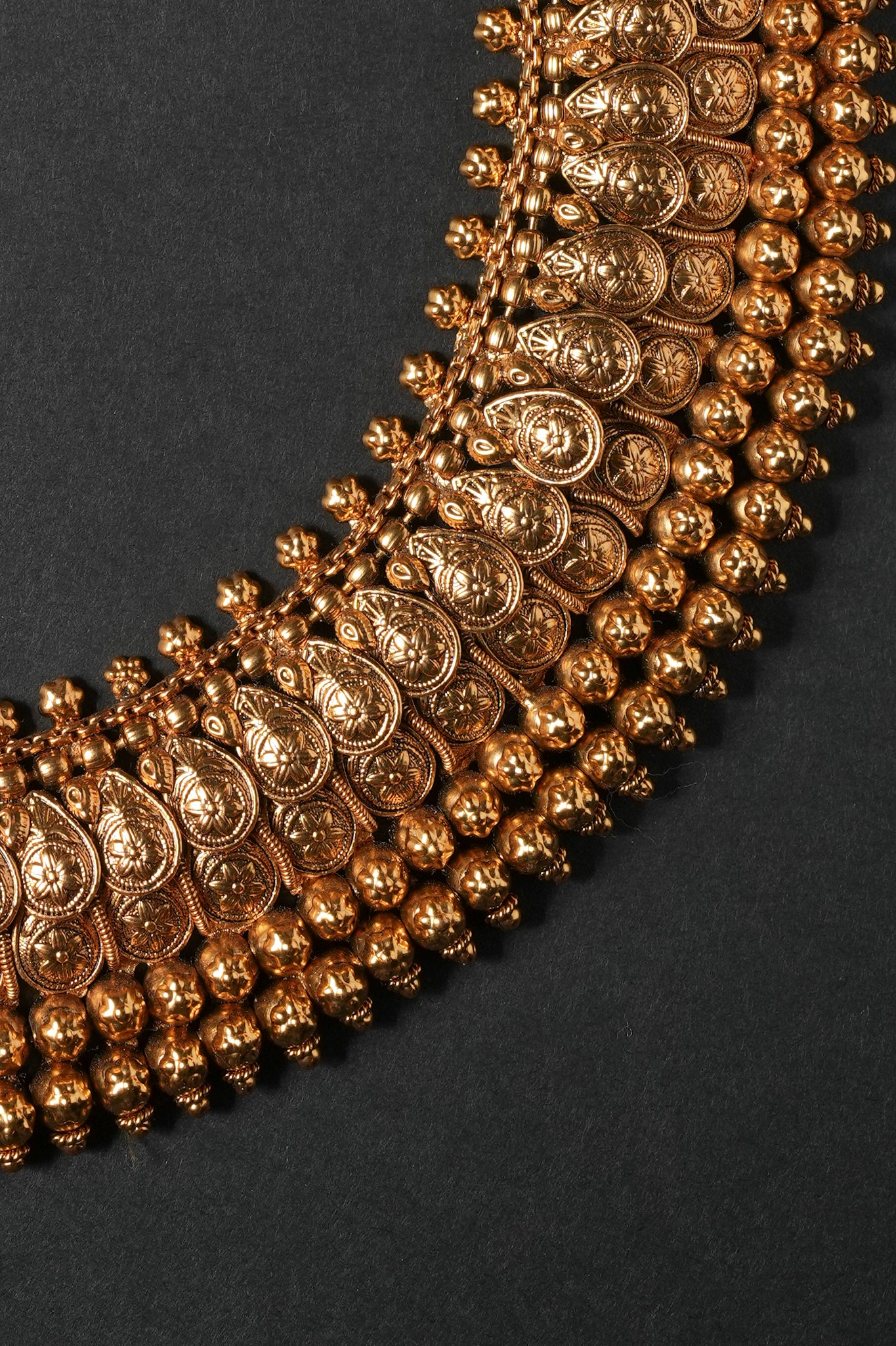 Antique gold necklace set
