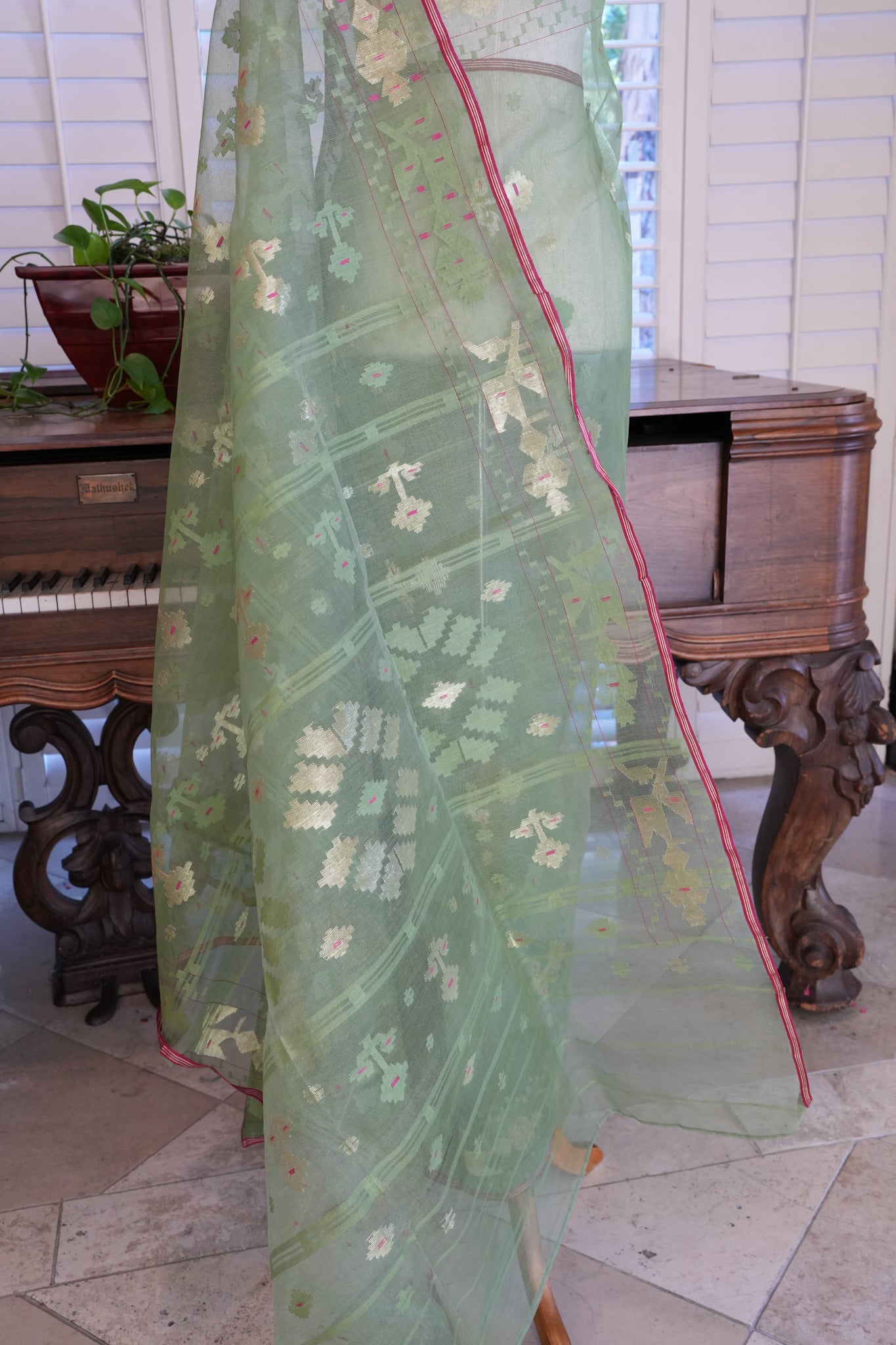 Kochi Kalapata Jamdani saree