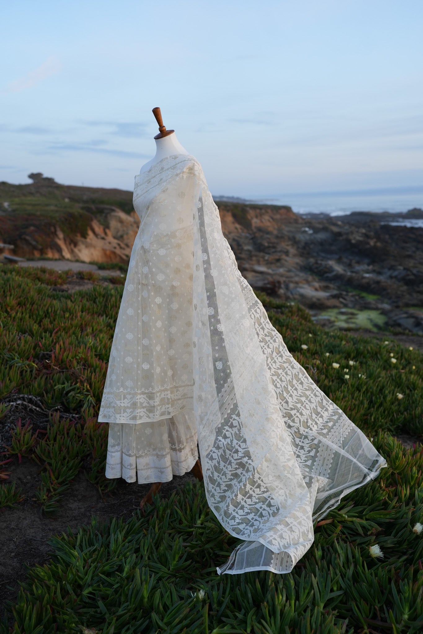 Sunlight on a Frothy Ocean Jamdani Saree