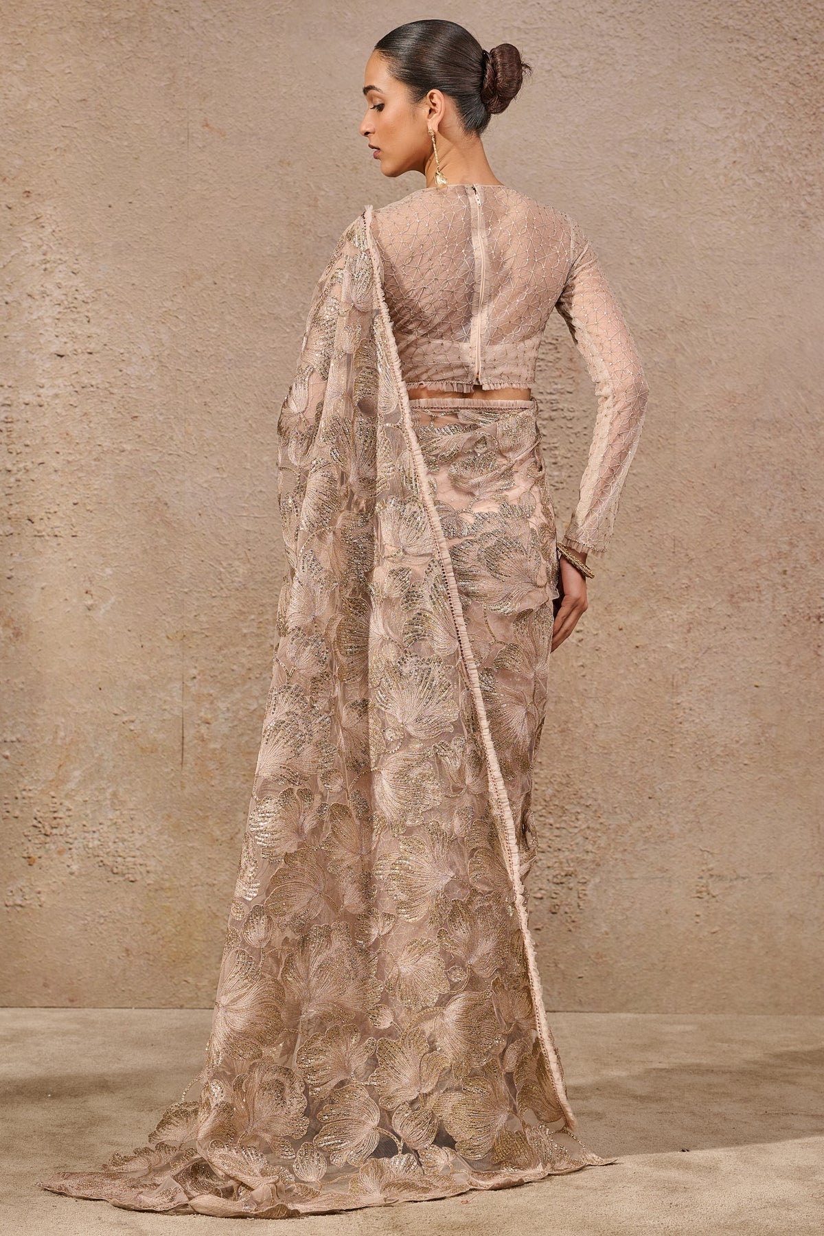 Tarun Tahiliani Floral Embroidered saree