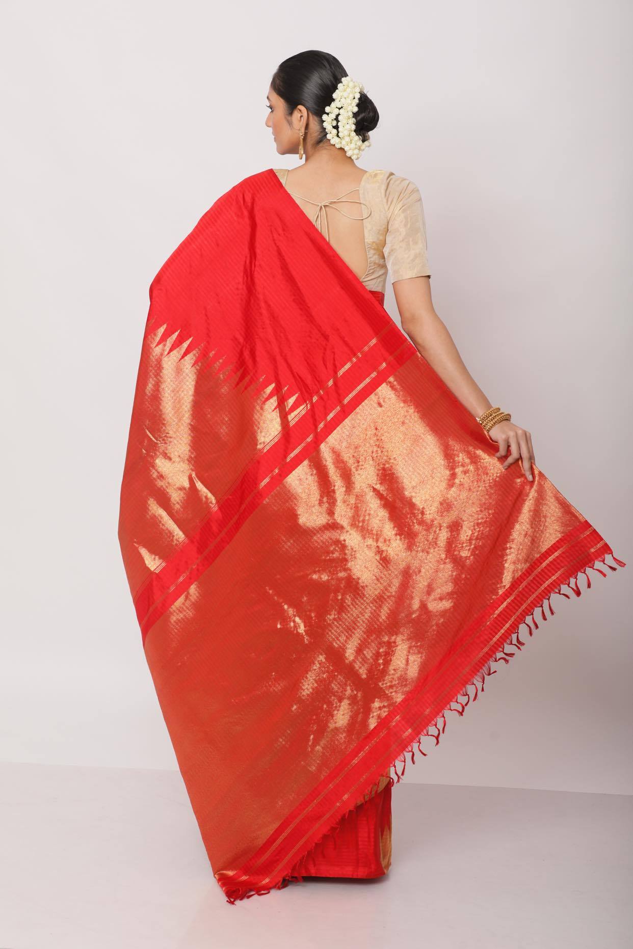 Gulab Red Kanjiveram silk saree