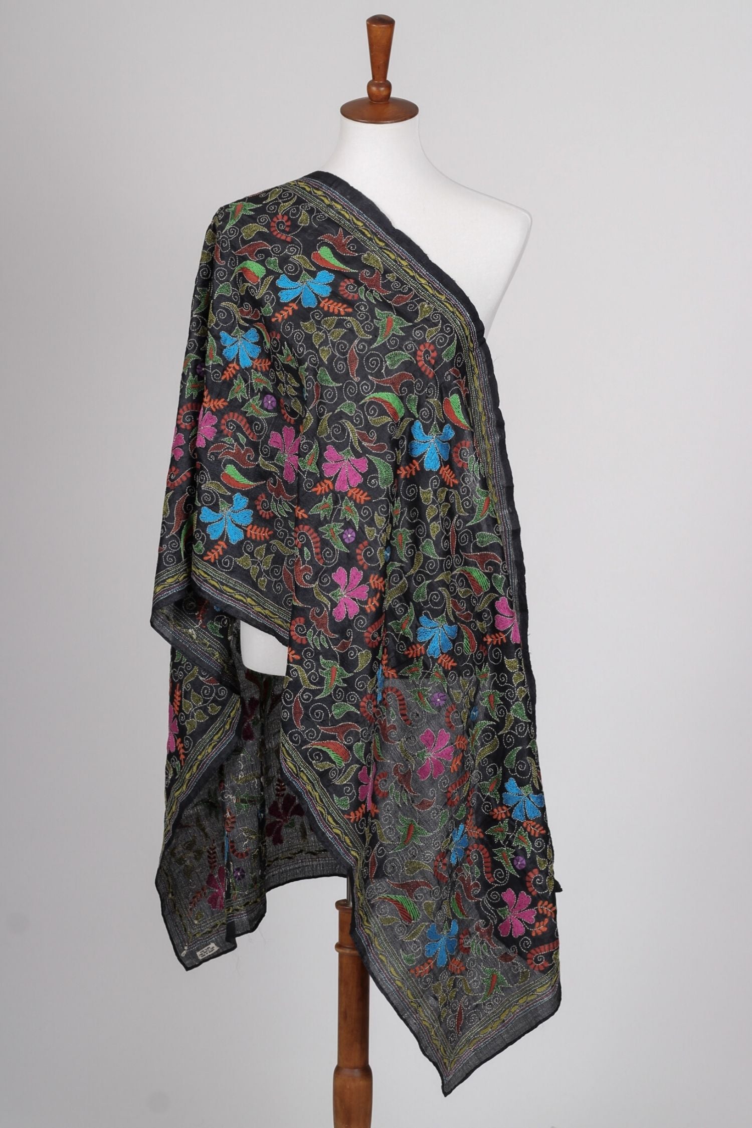 Hand Embroidered Kantha Scarf