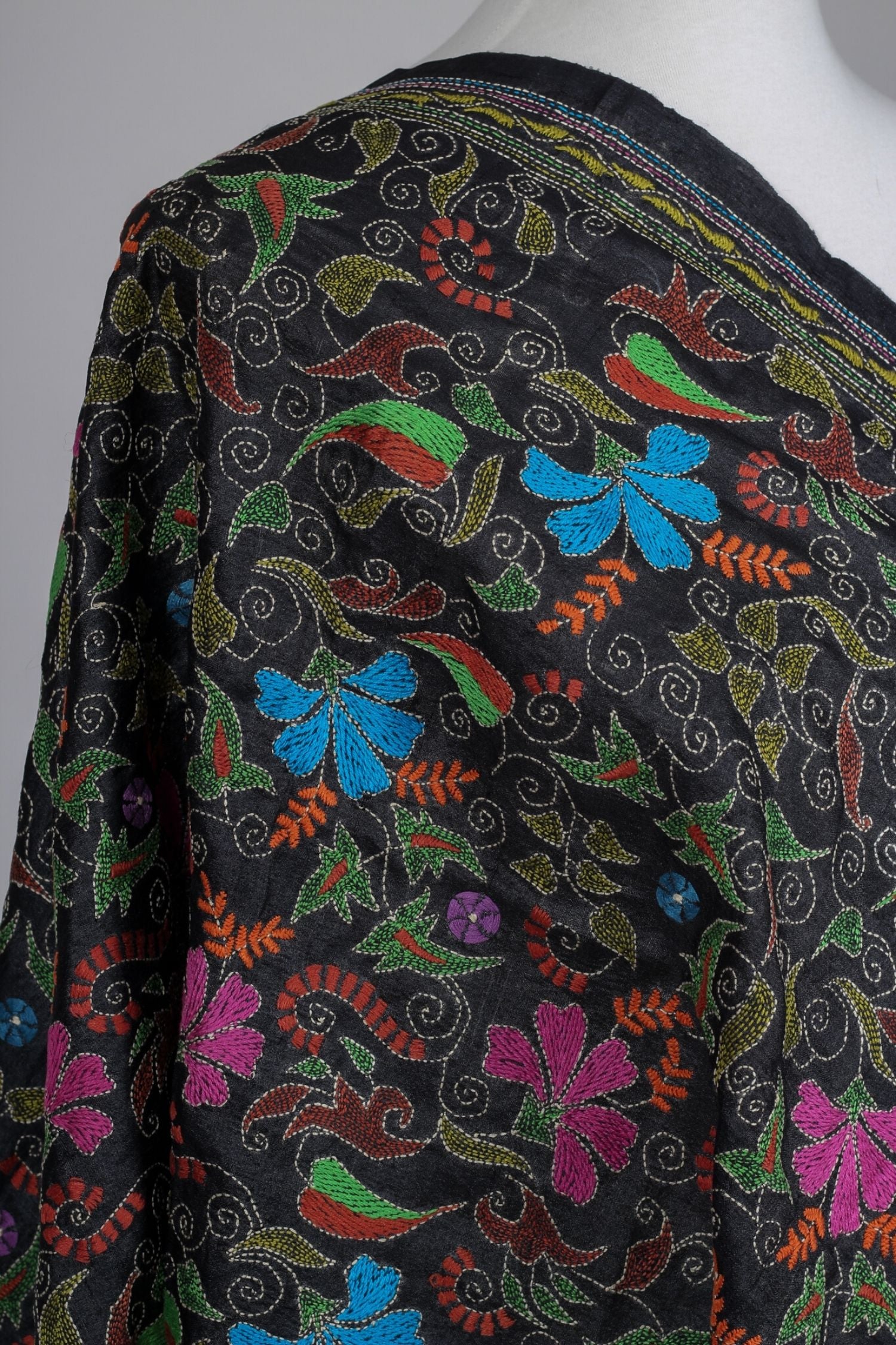 Hand Embroidered Kantha Scarf