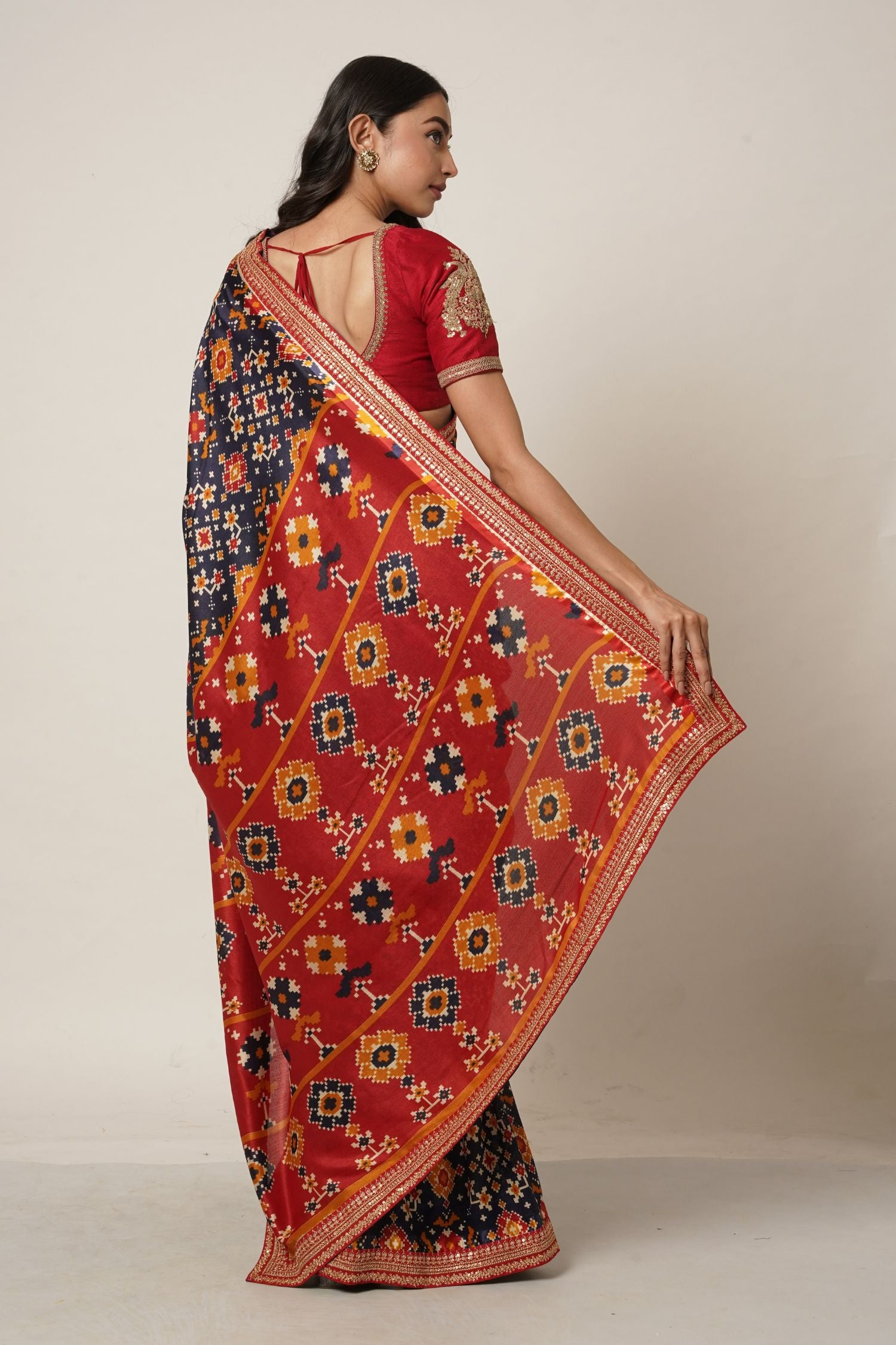 Madhuri Sari