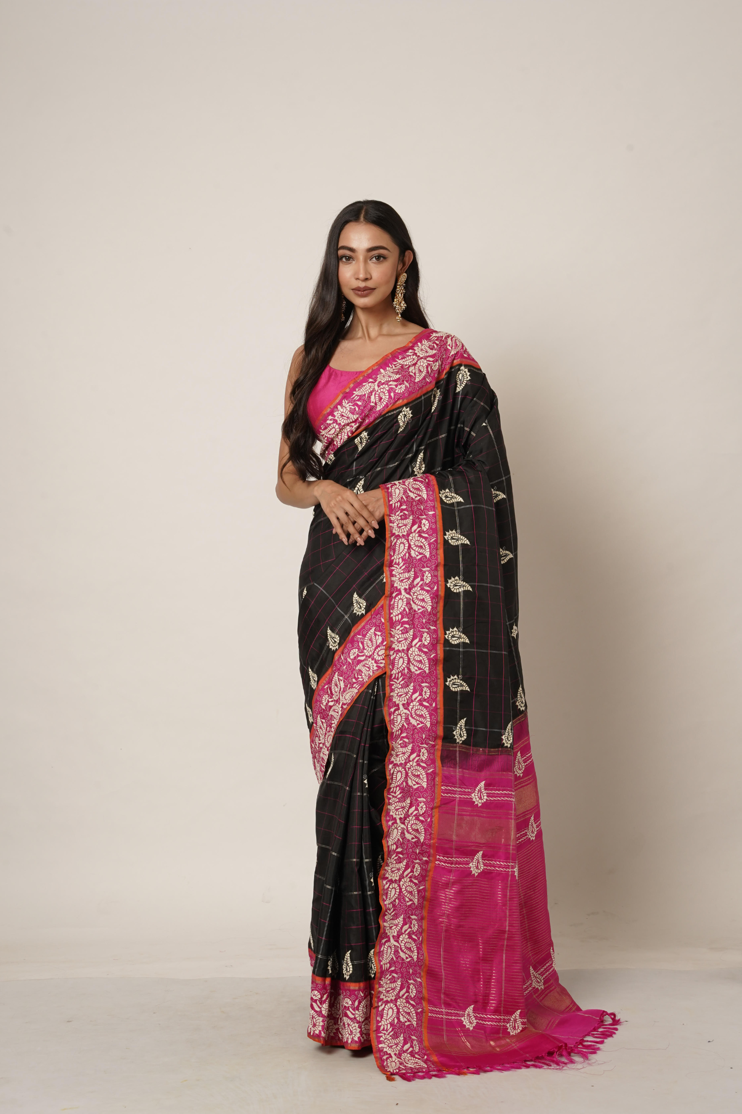 The Roshni Kantha Saree