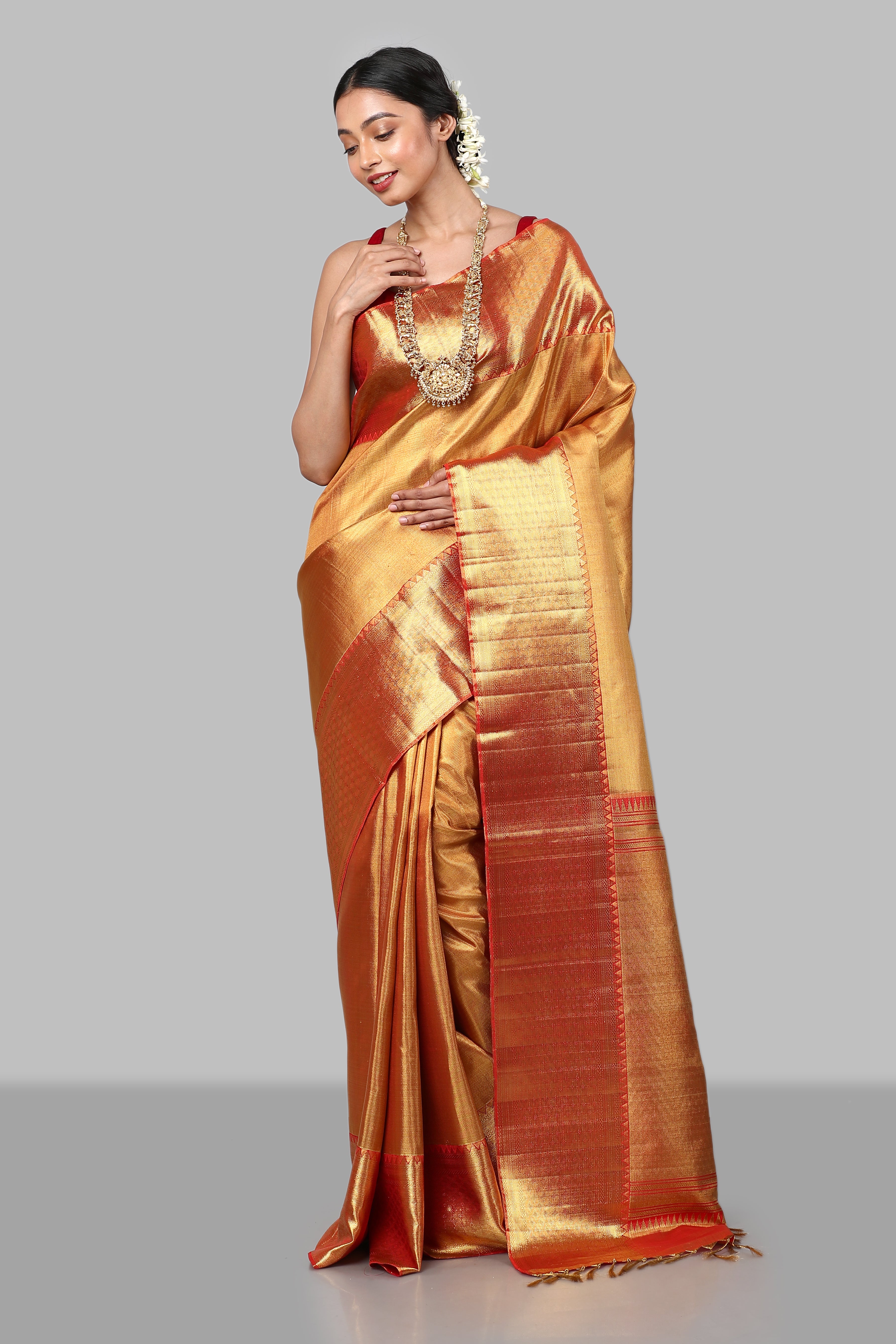 Aparupa Kanjiveram Silk Saree