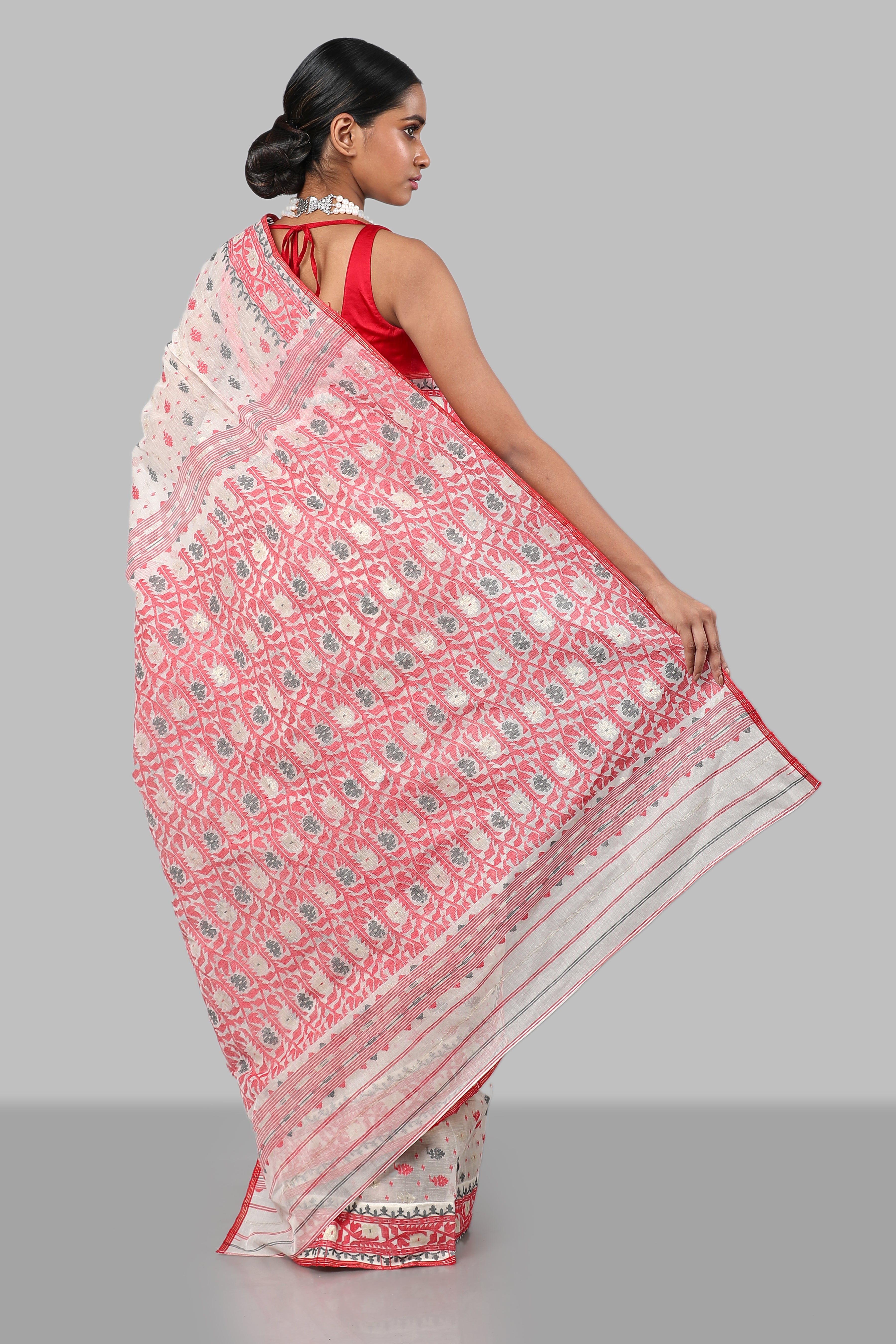 Lal Maati jamdani