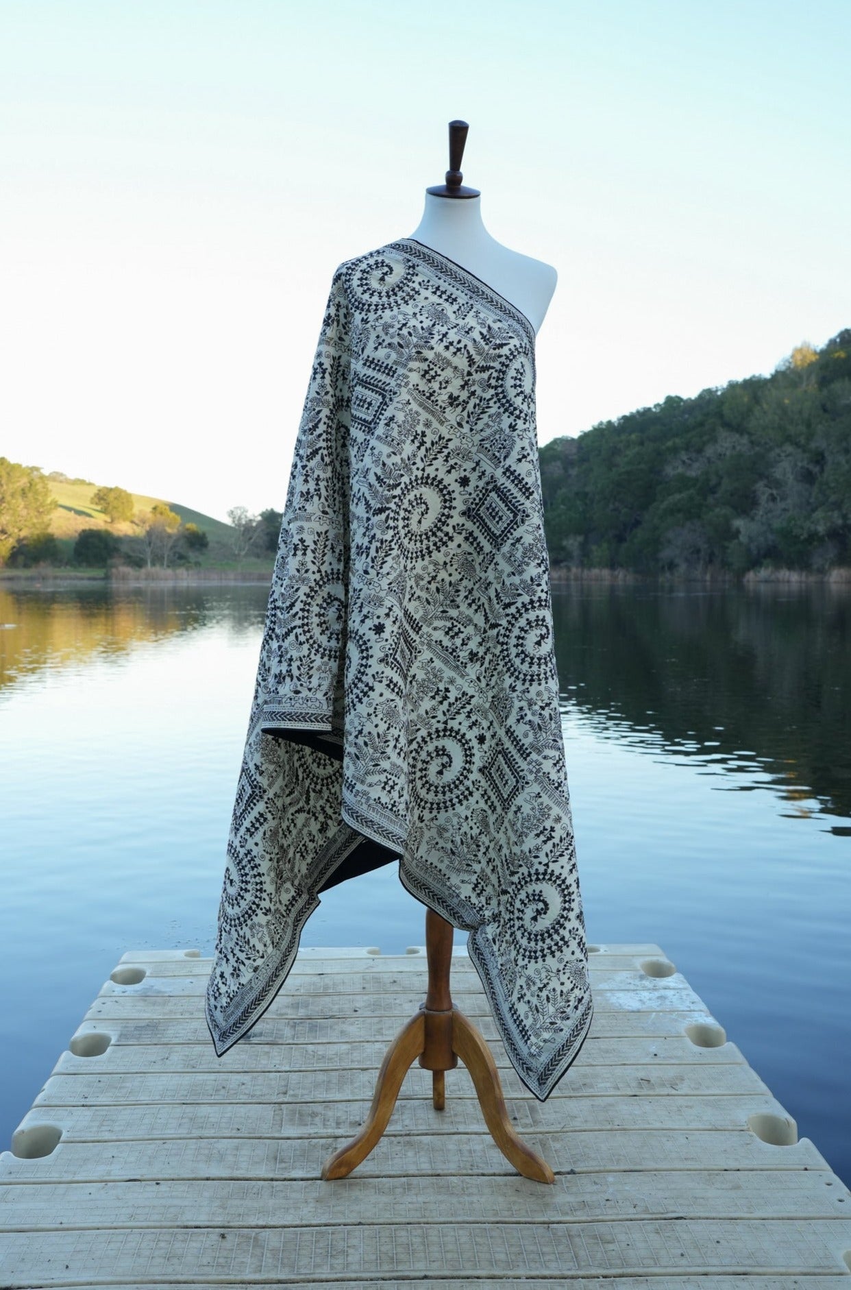 Black and white kantha dupatta