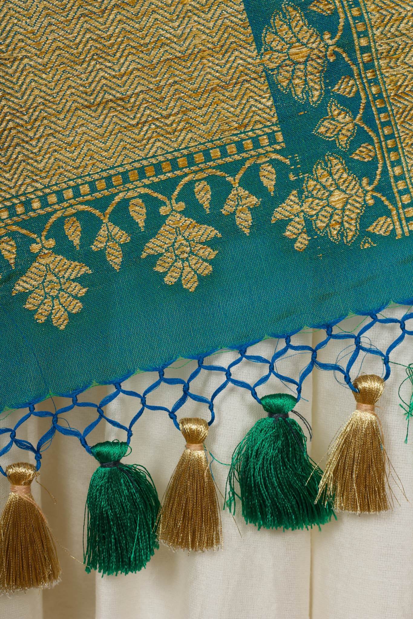 Mayurpunki Kora Silk Benarasi Dupatta