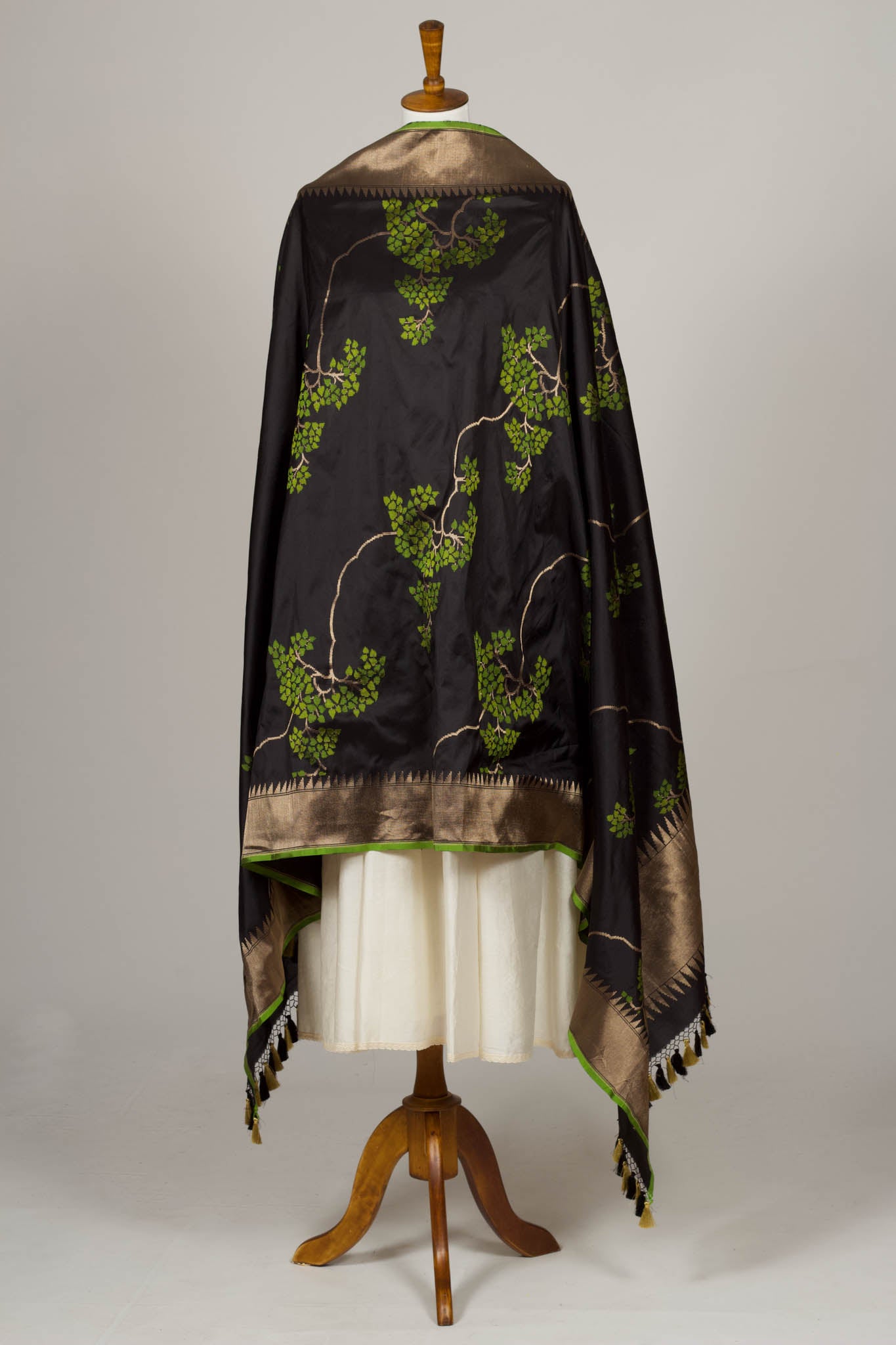 Black Benarasi Dupatta