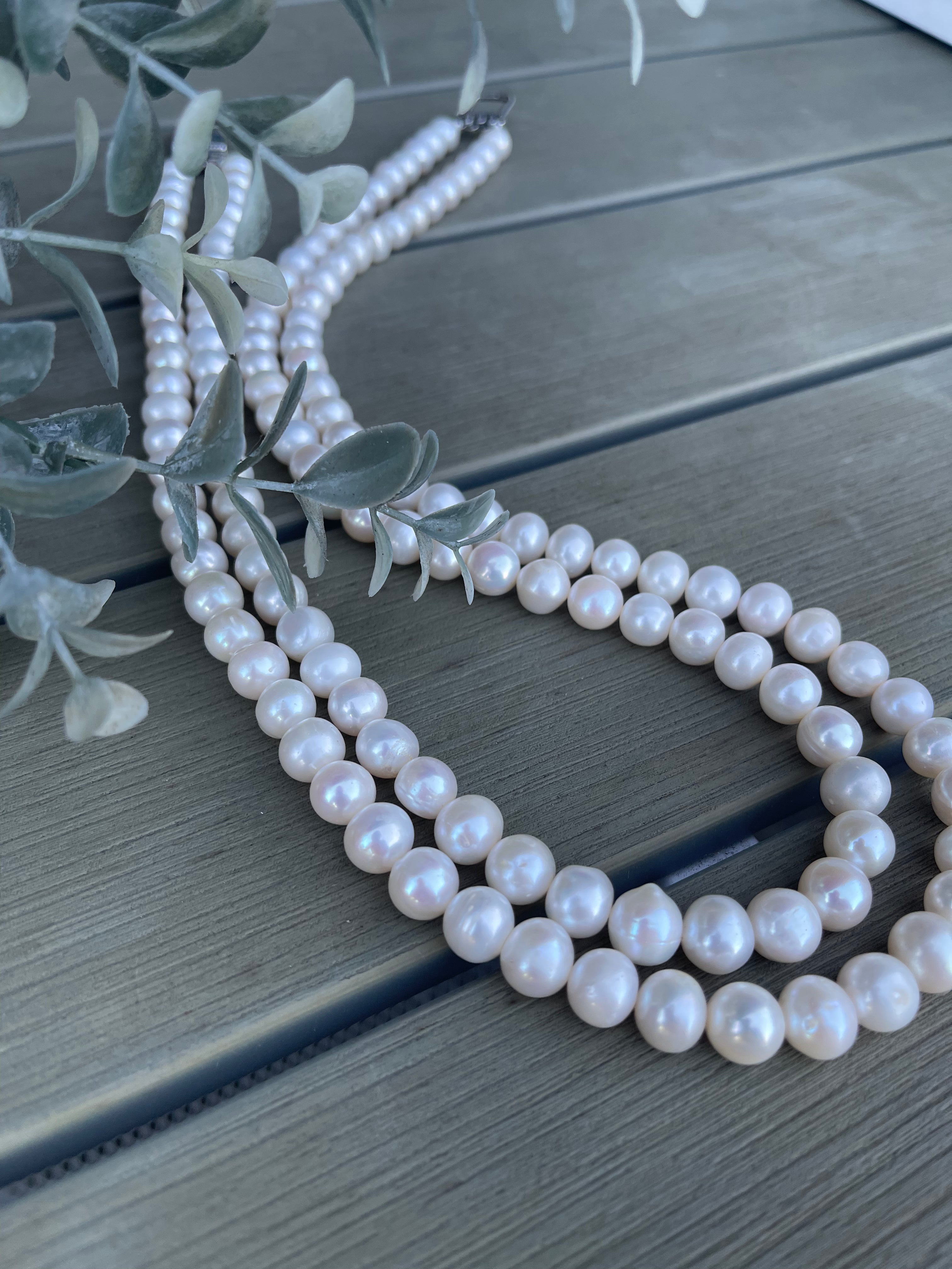 Amrapali Pearl Necklace