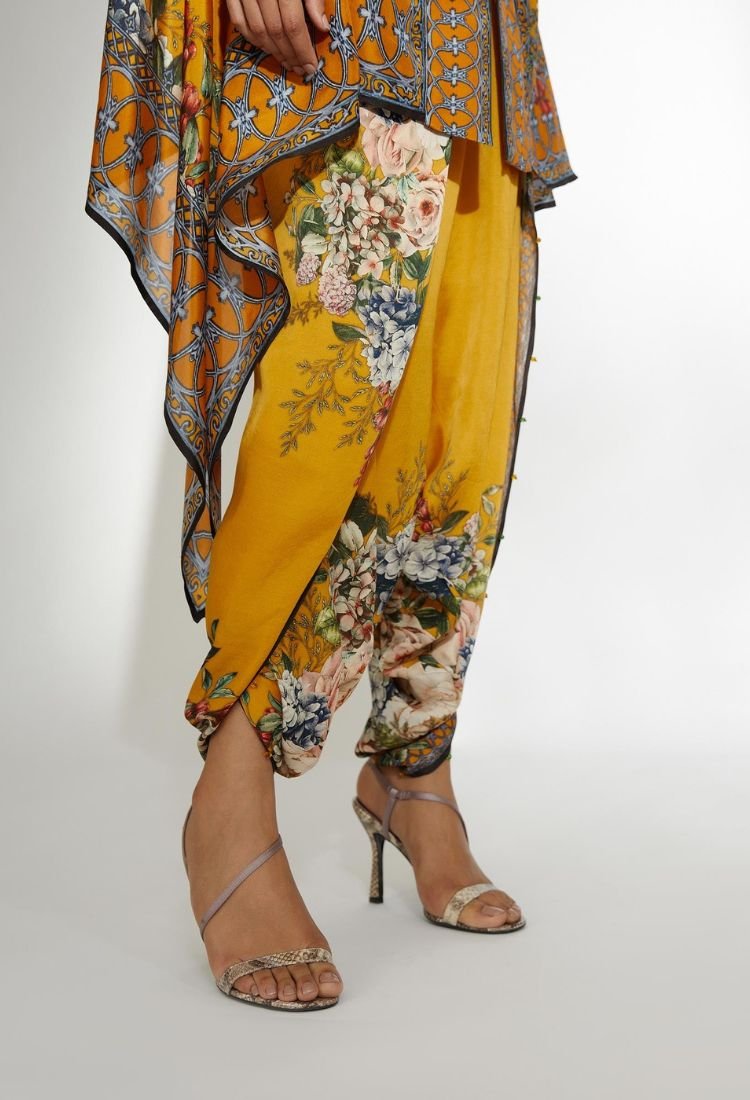 A Notting Hill Summer : Chloe - Mustard Cape Set