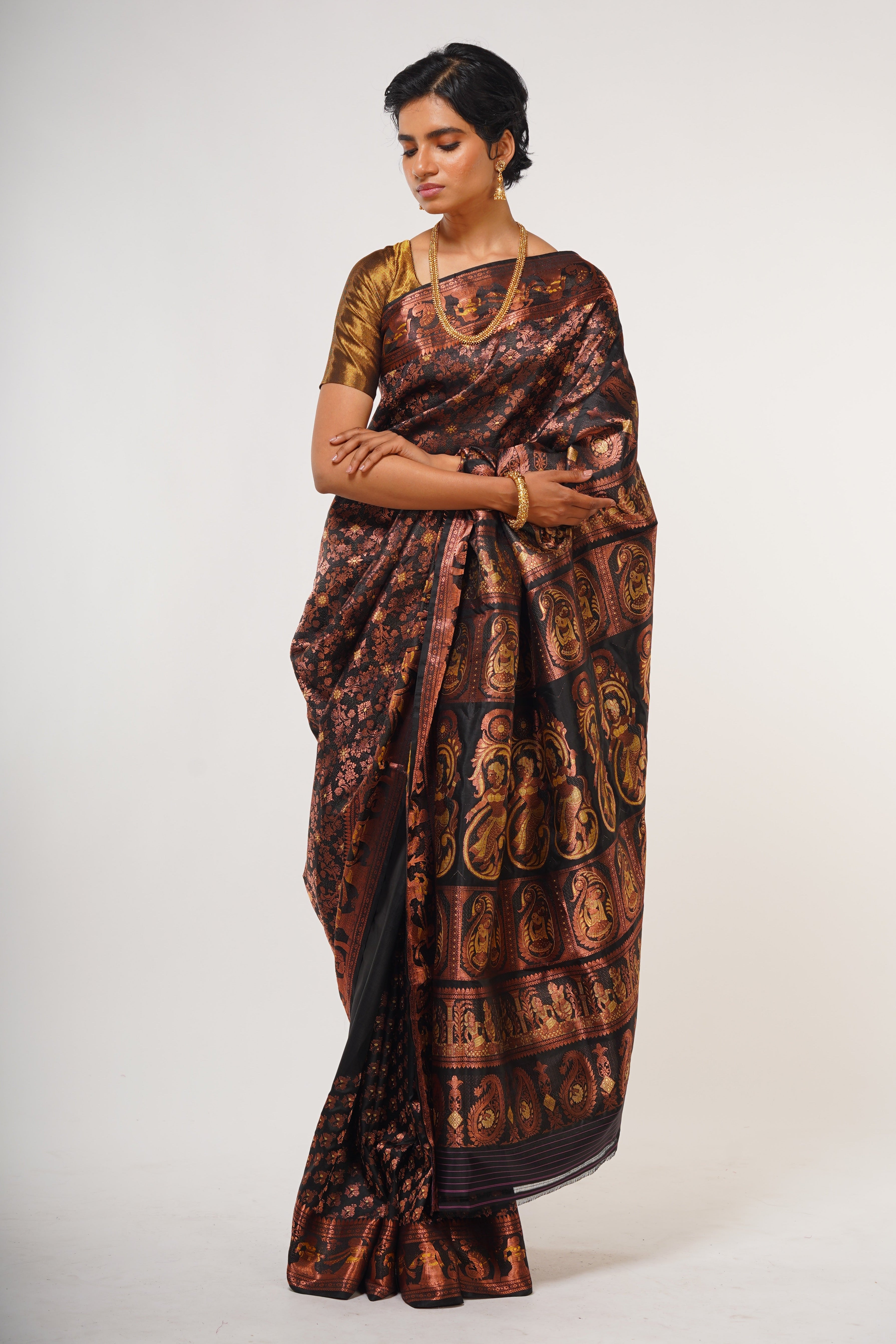 Swarnachuri Saree