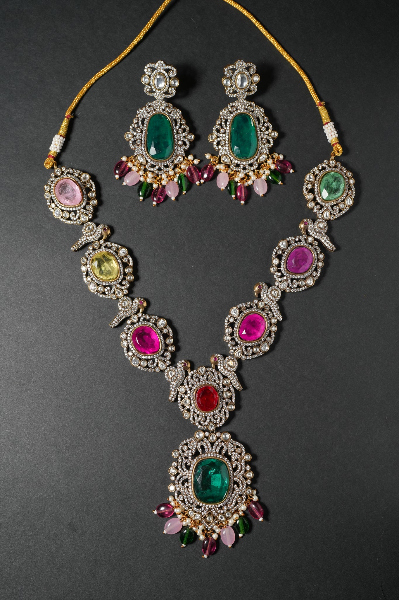 Multicolor Necklace Set