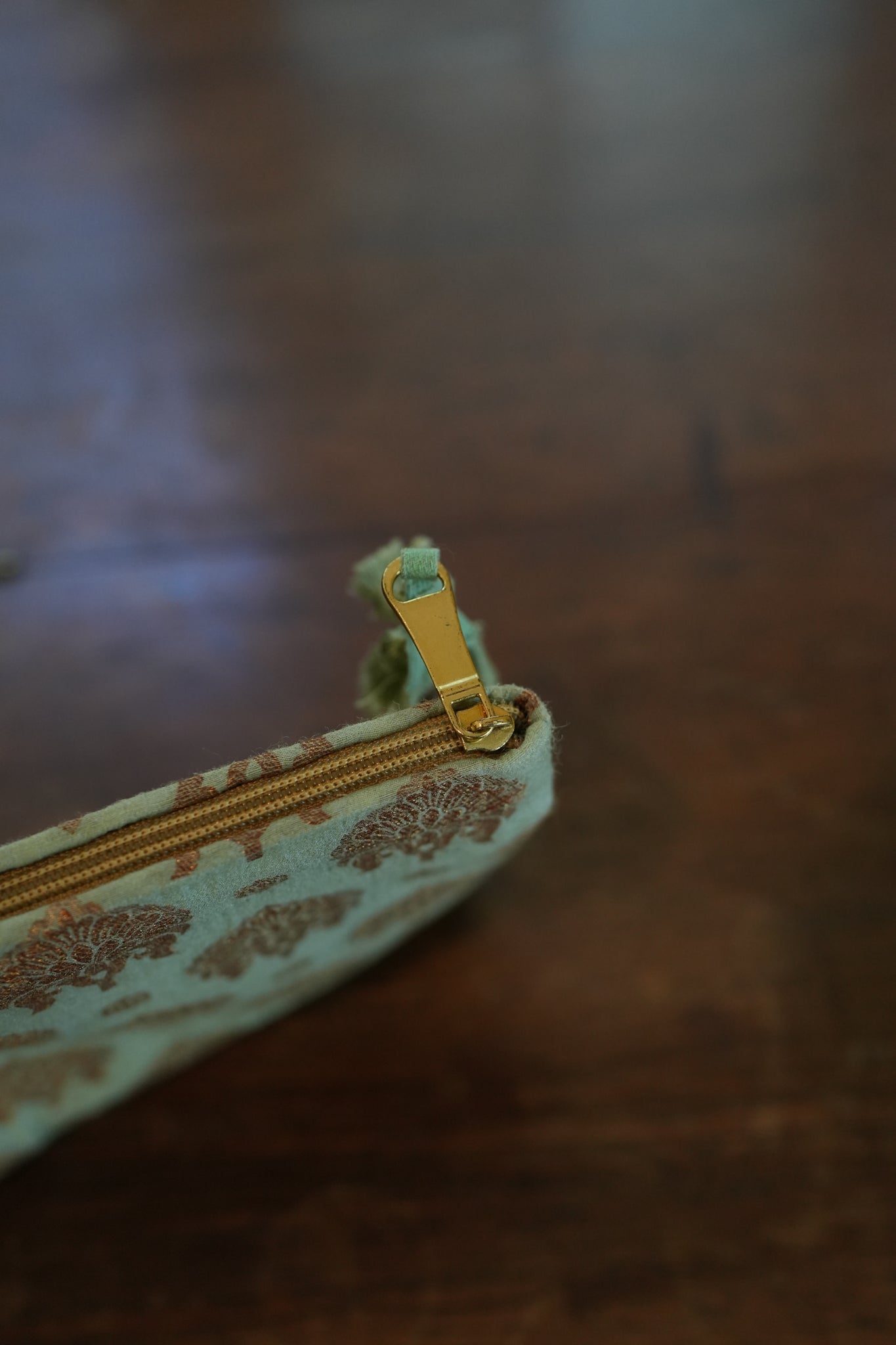 Benarasi Zipper Pouch