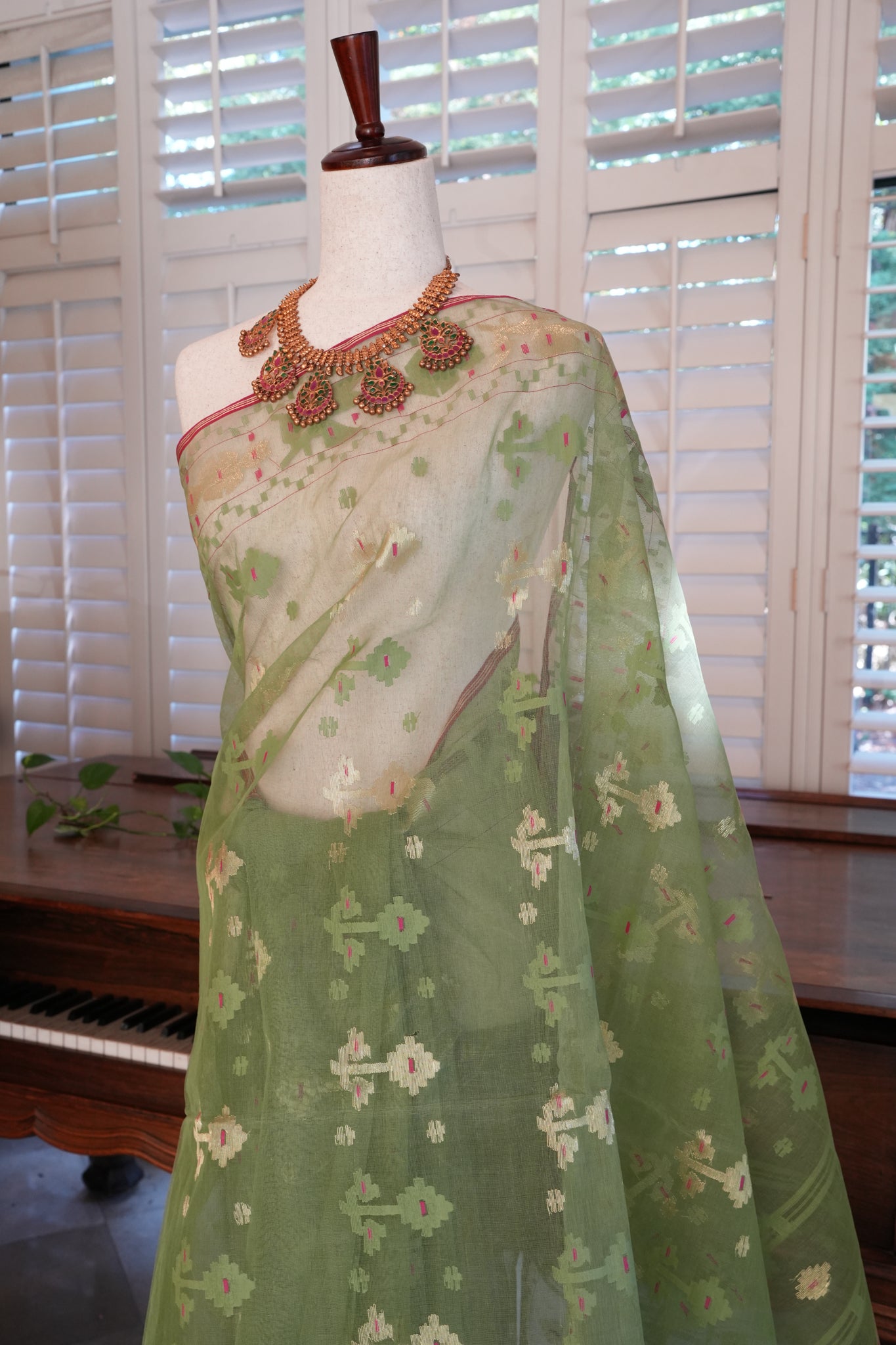 Kochi Kalapata Jamdani saree