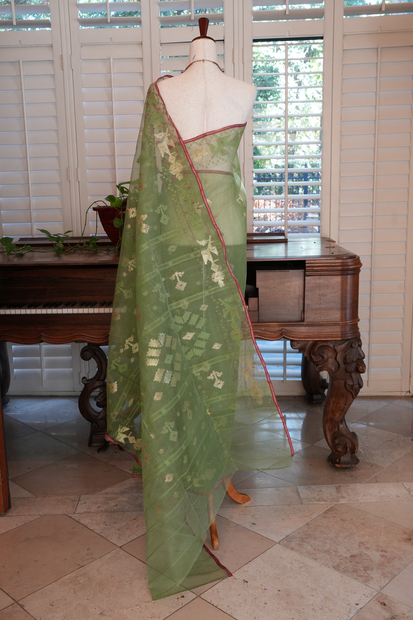 Kochi Kalapata Jamdani saree