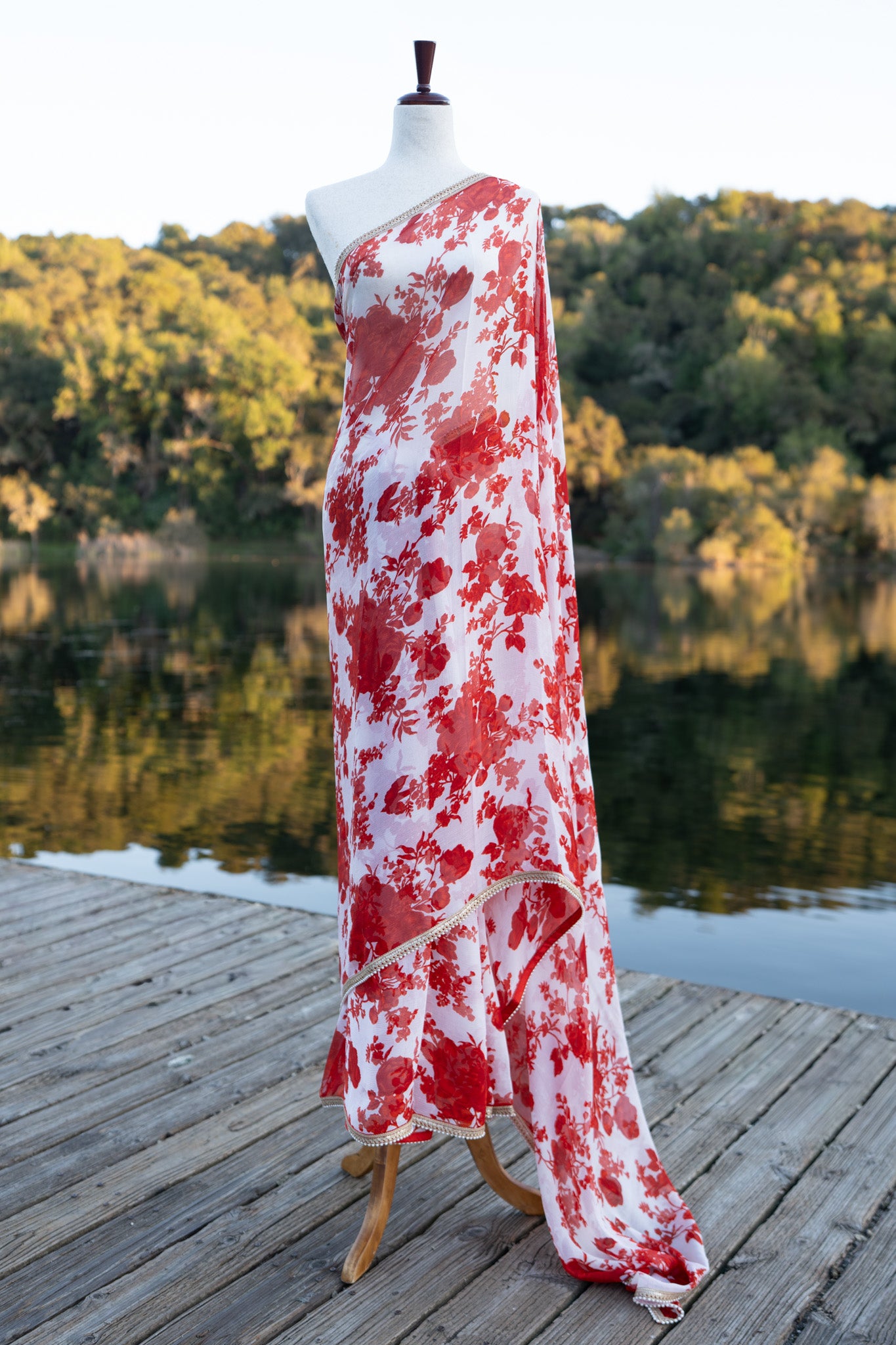 Printed chiffon saree with small lace border