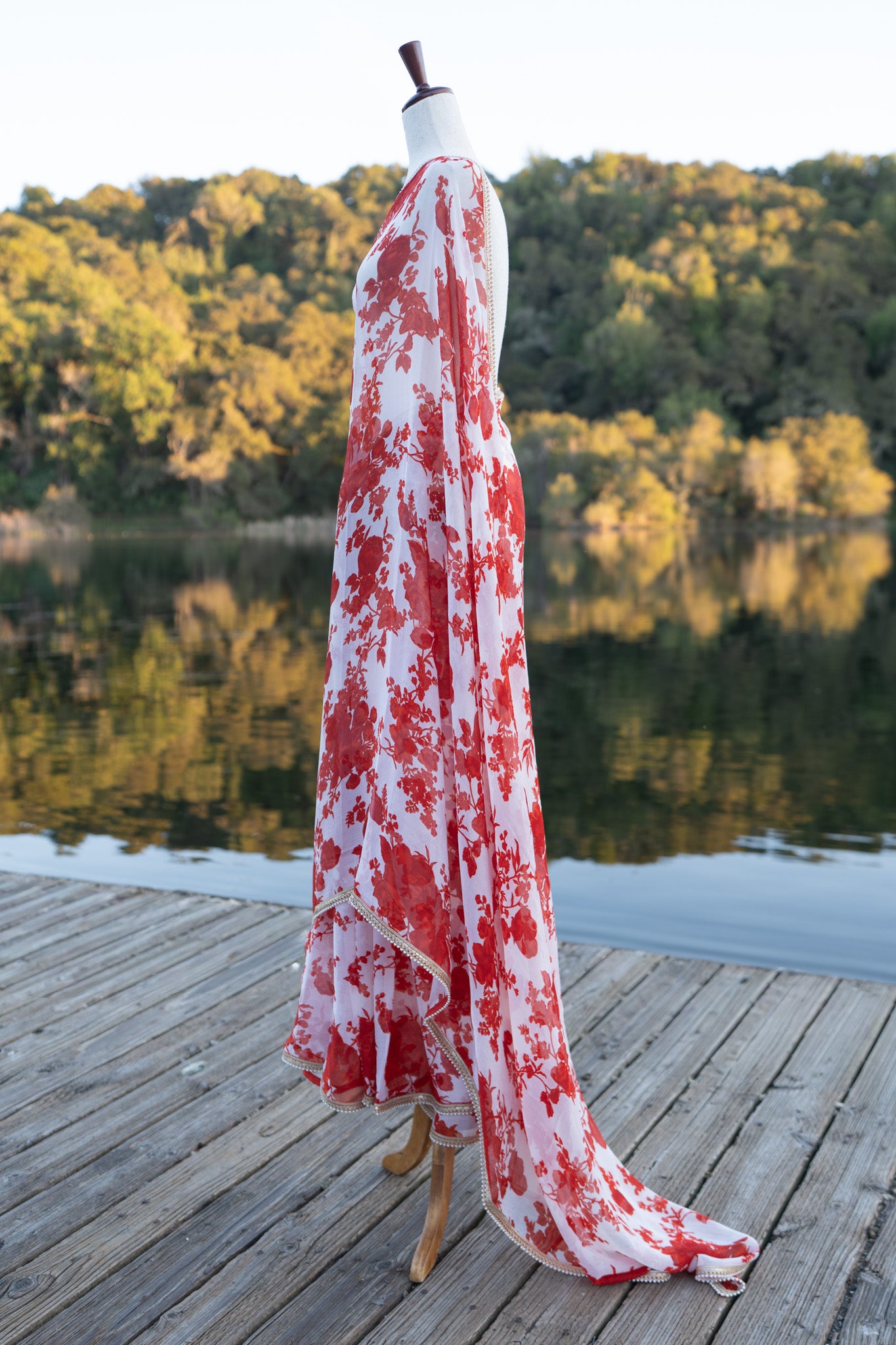 Printed chiffon saree with small lace border