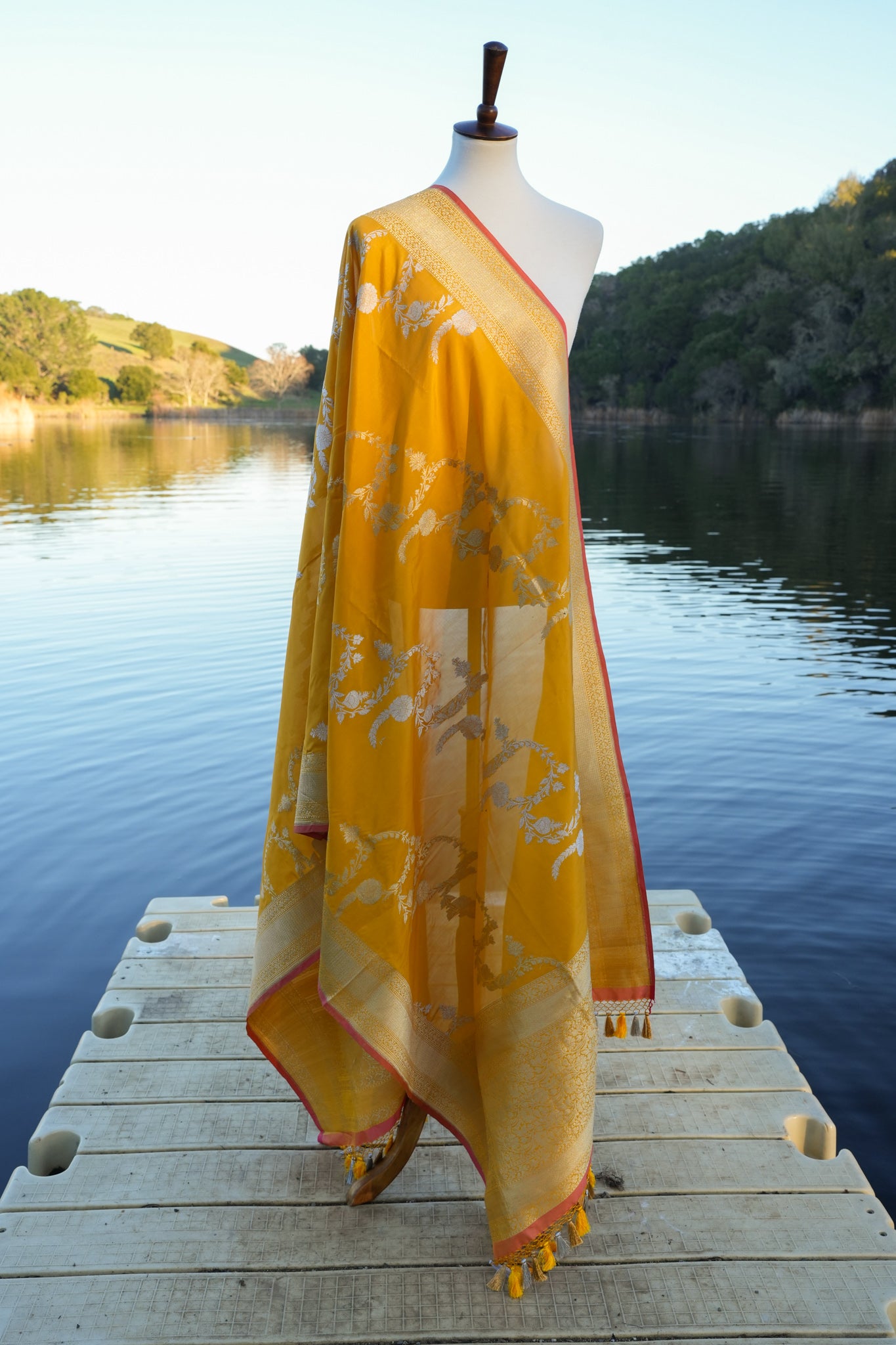 Yellow karwa benarasi silk dupatta