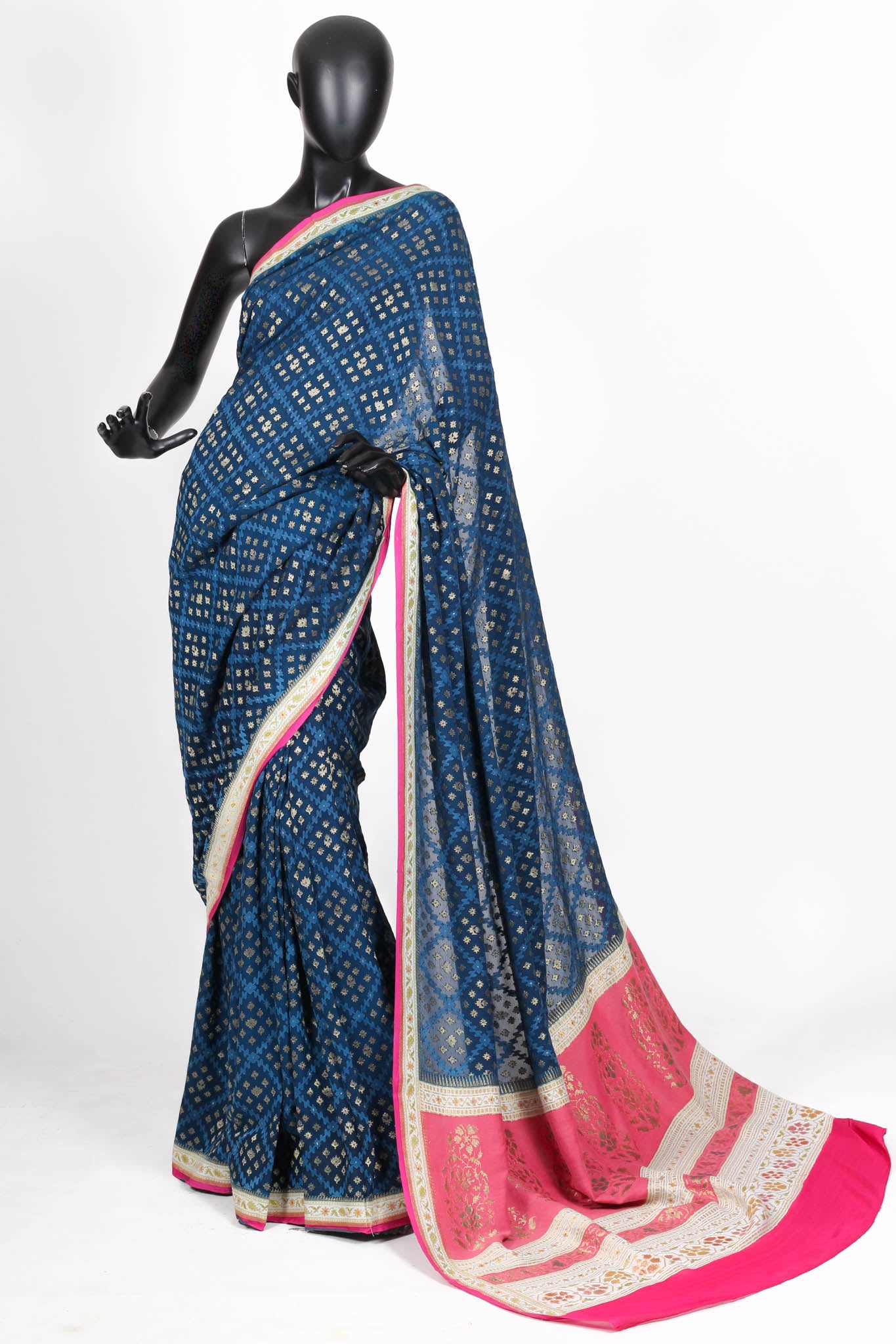 Neela Georgette Saree