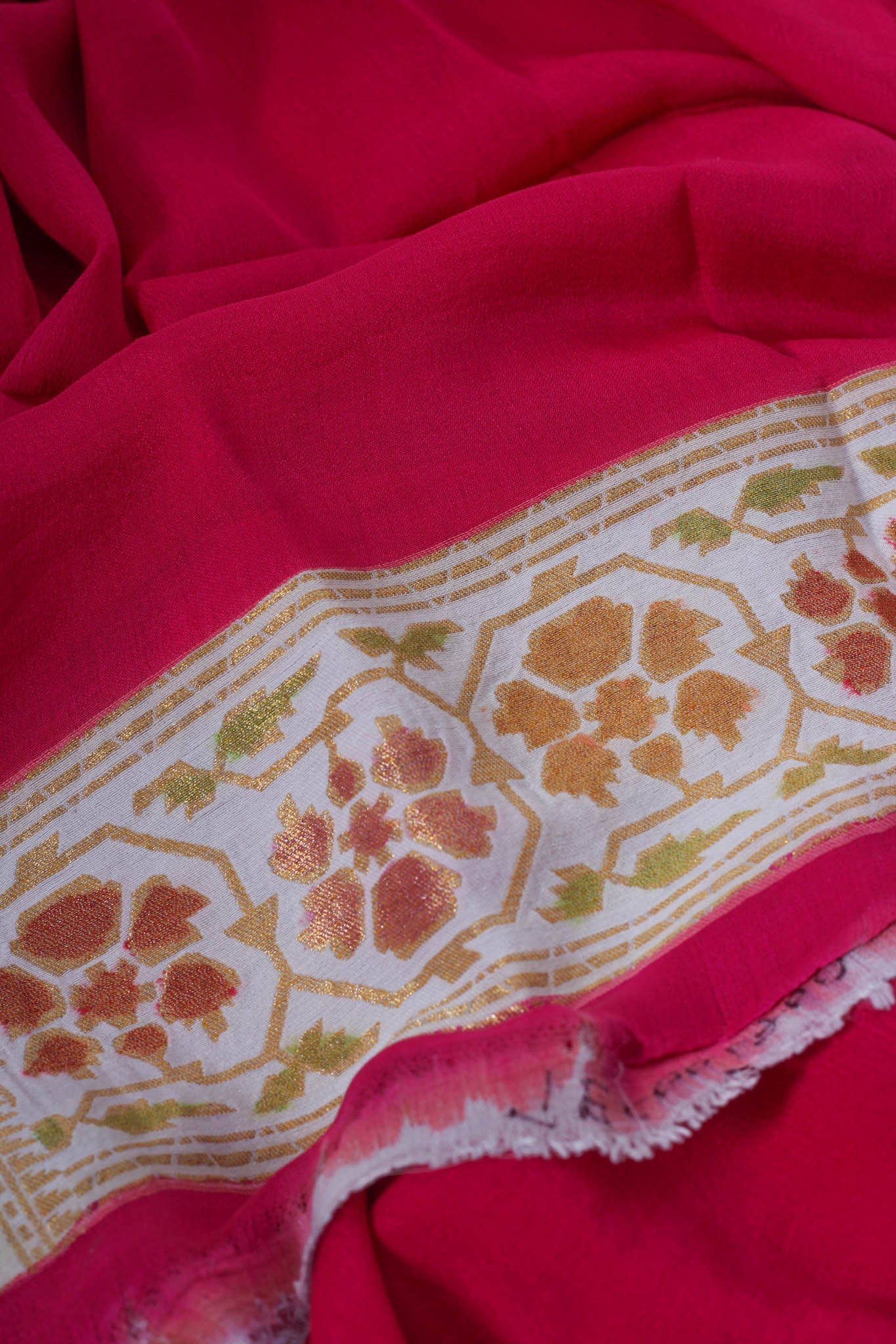 Neela Georgette Saree