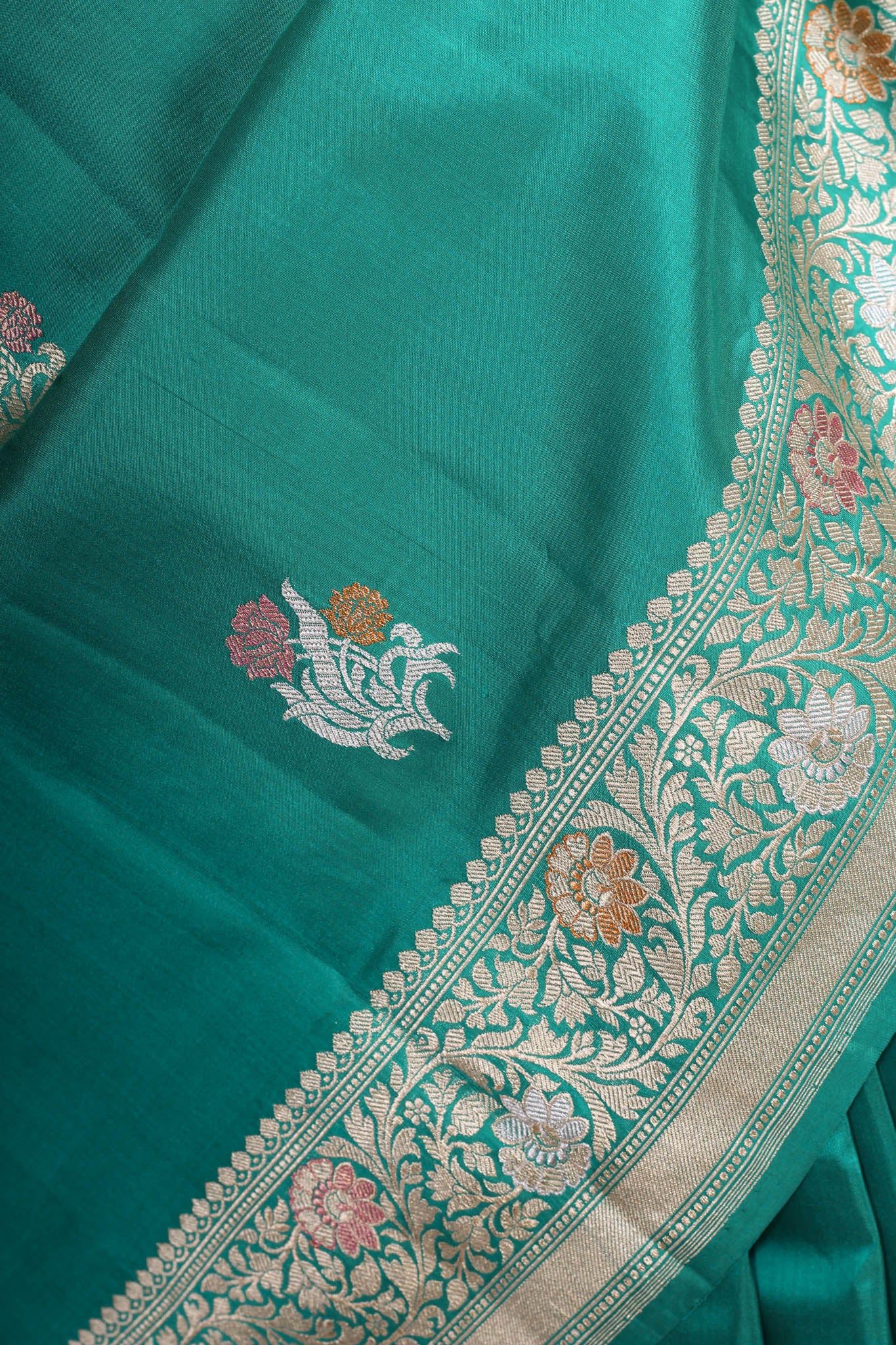 Green karwa benarasi silk saree