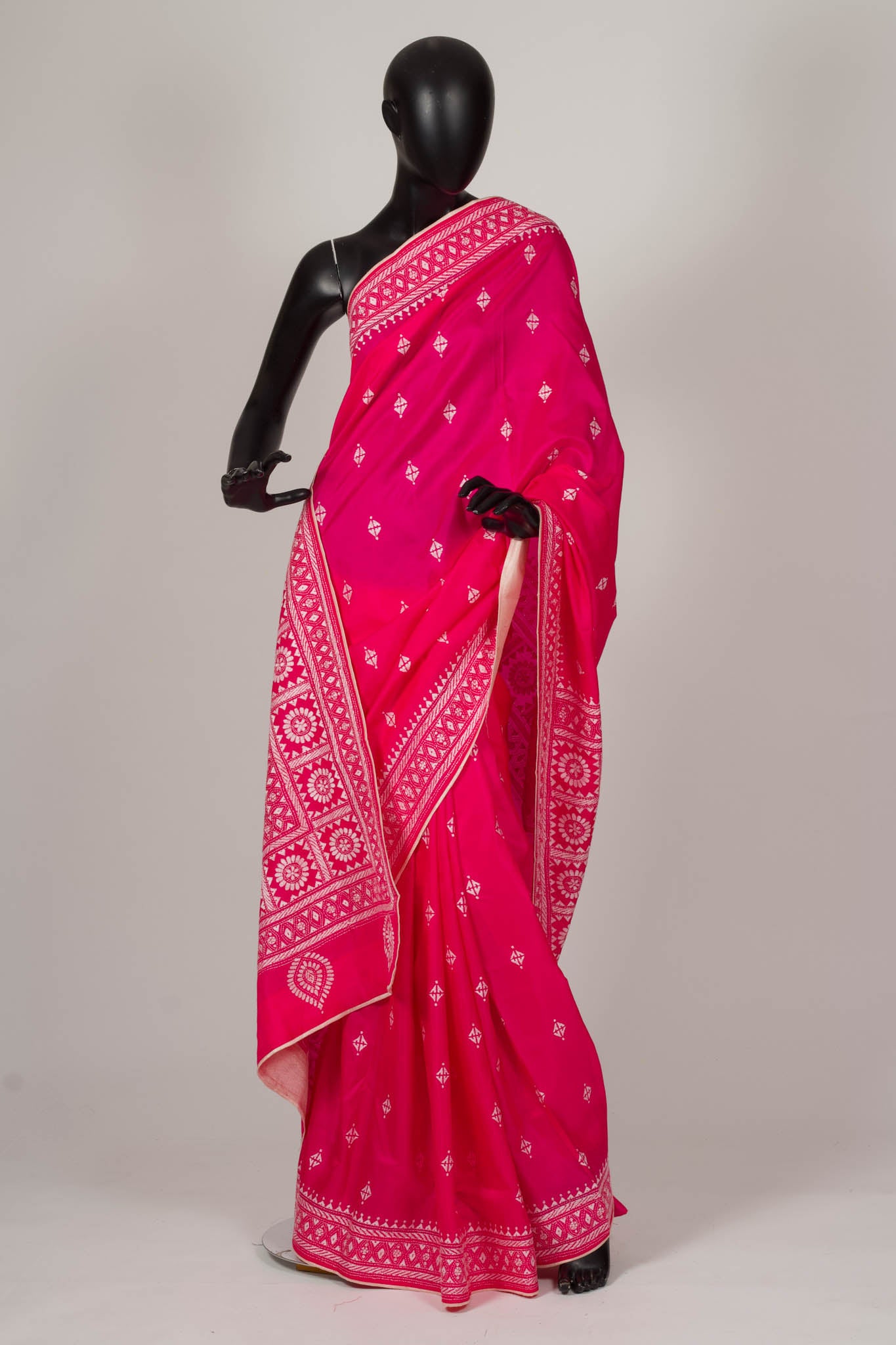 Pink kantha saree