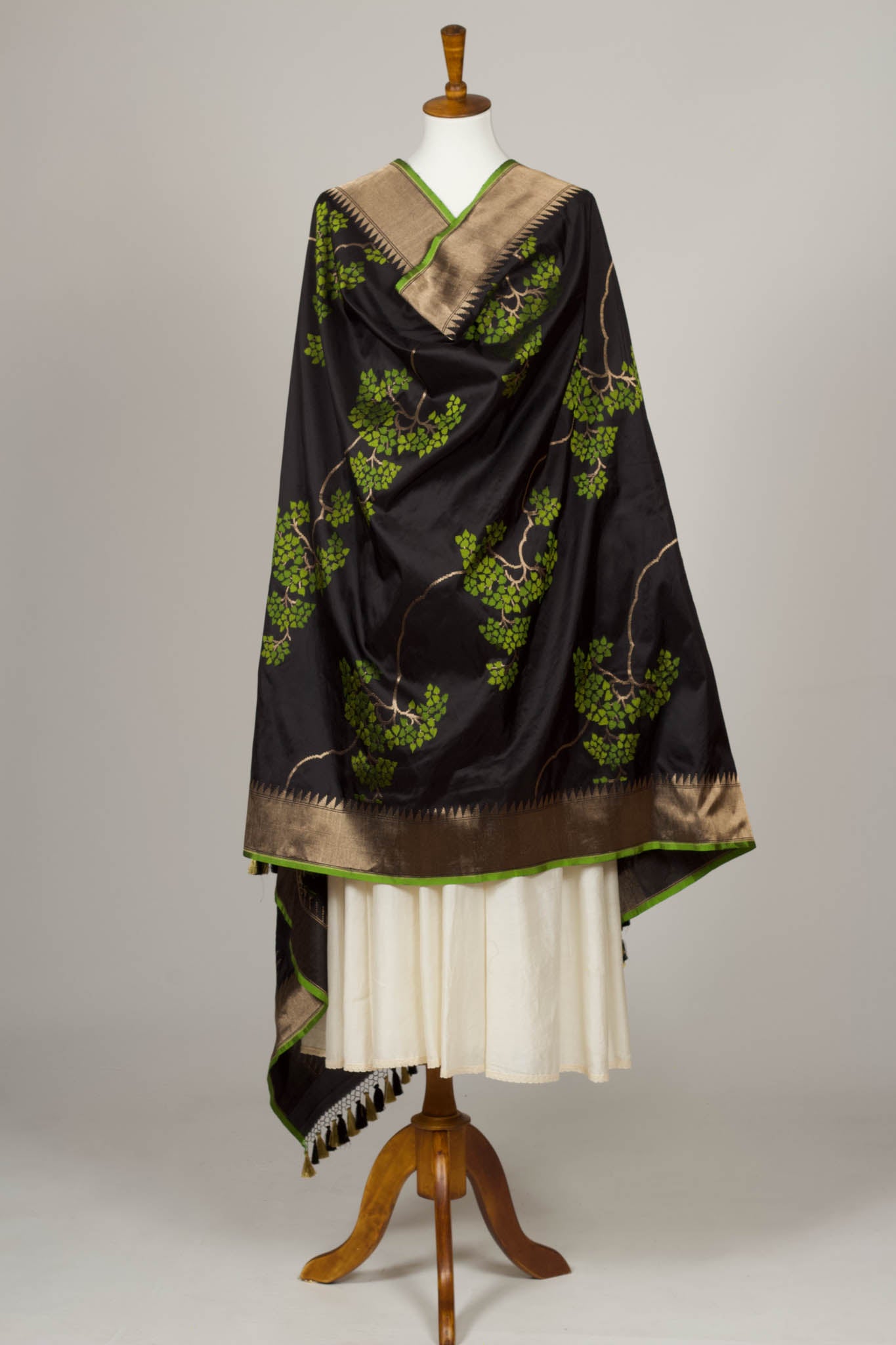 Black Benarasi Dupatta