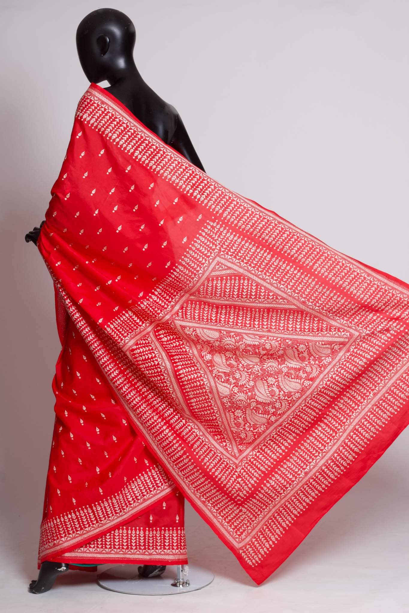 Red Kantha Saree