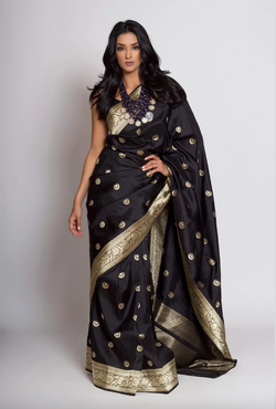 The Raven Saree