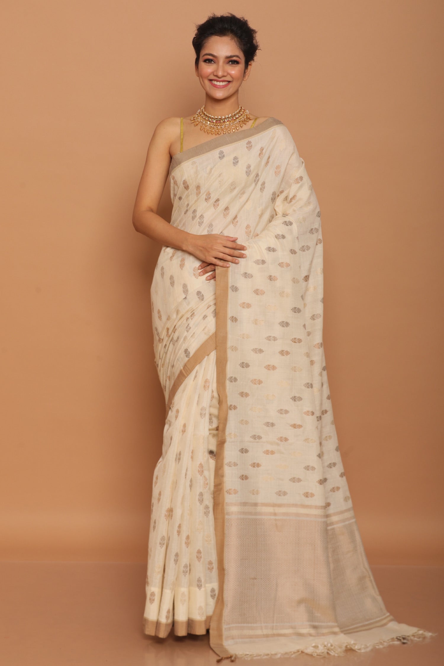 Off white handwoven chapa tussar saree