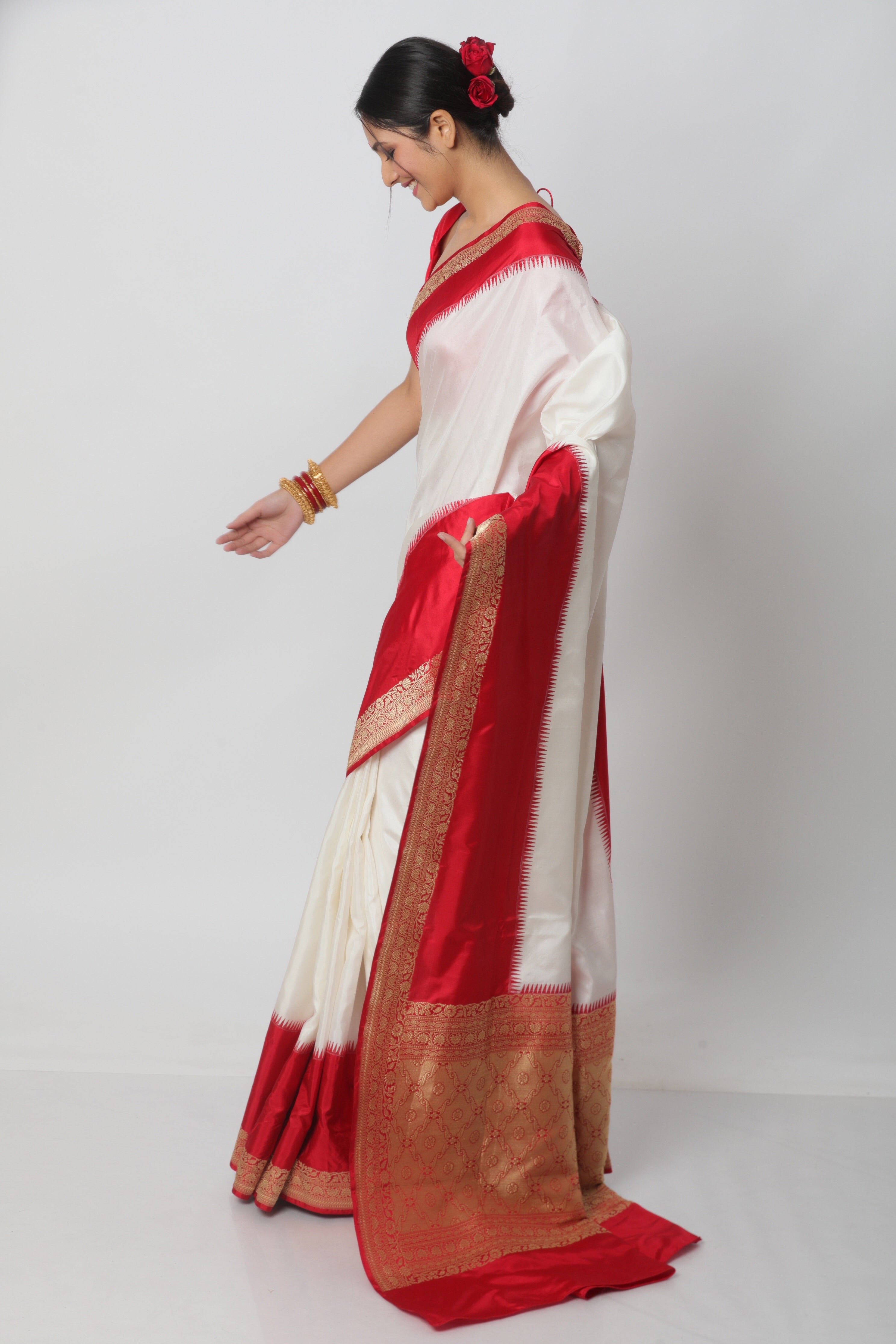 Lal Paar Benarasi Silk saree