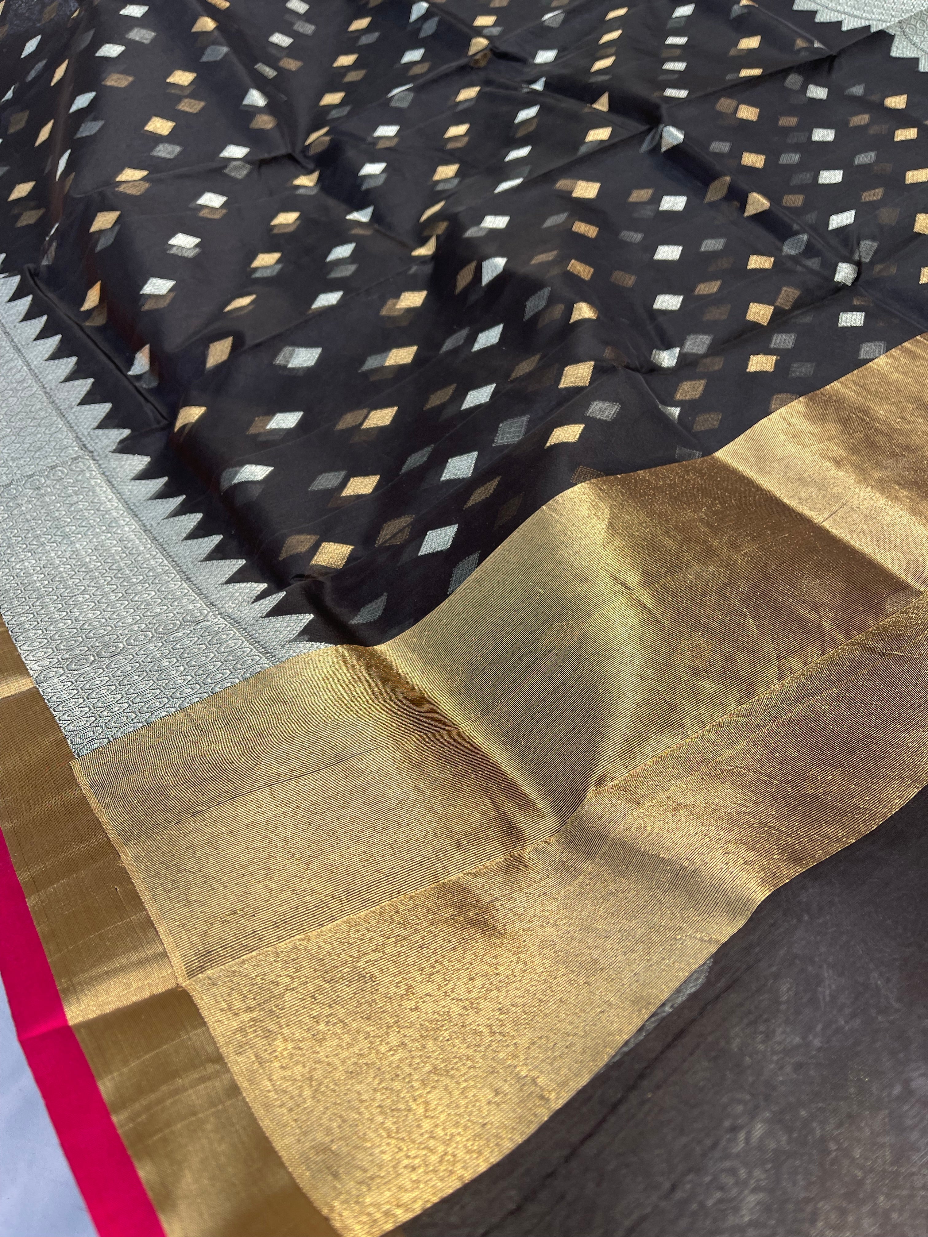 Black Chanderi saree
